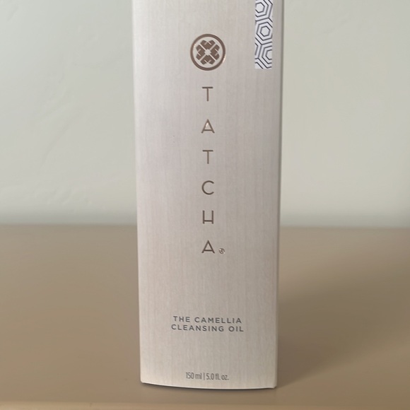 Tatcha Camellia Cleansing - Picture 4 of 4